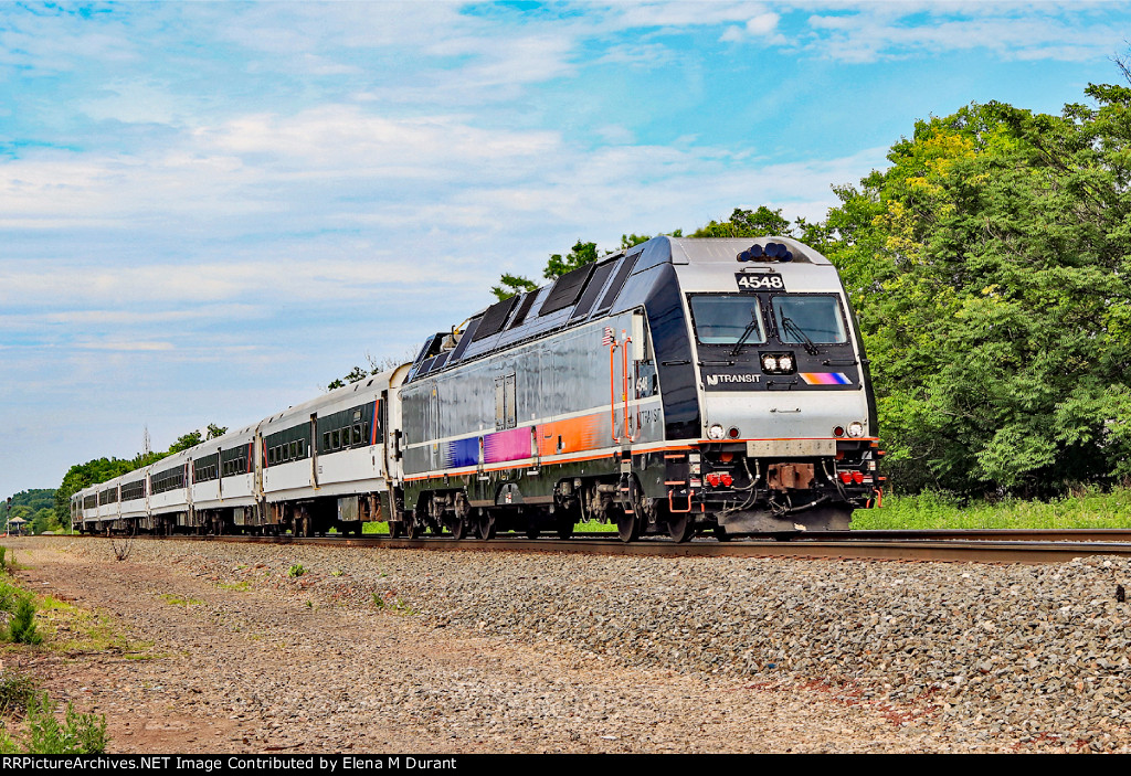 NJT 4548 on train 5529